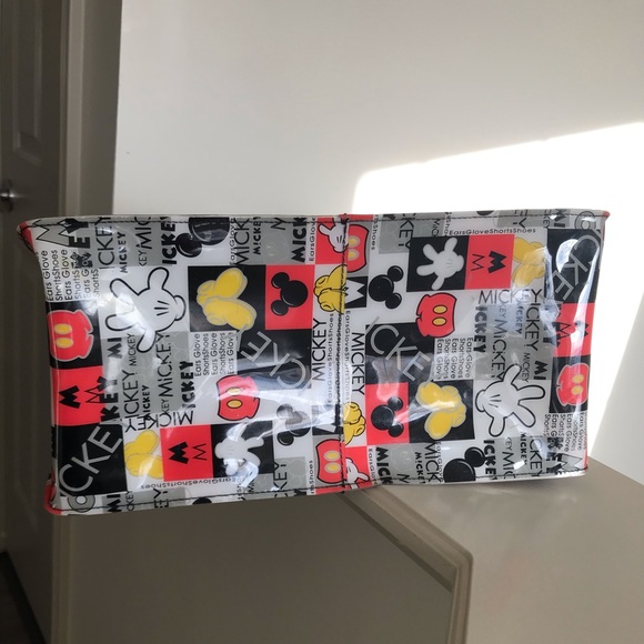 Disney Mickey Tote🌹 - Picture 4 of 10